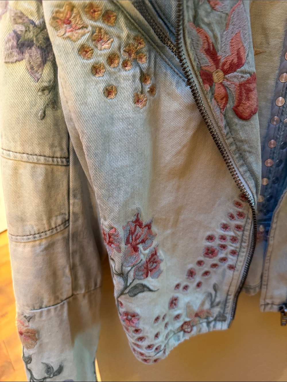Blank NYC Light Wash Embroidered Floral Moto Jacket - Picture 8 of 17